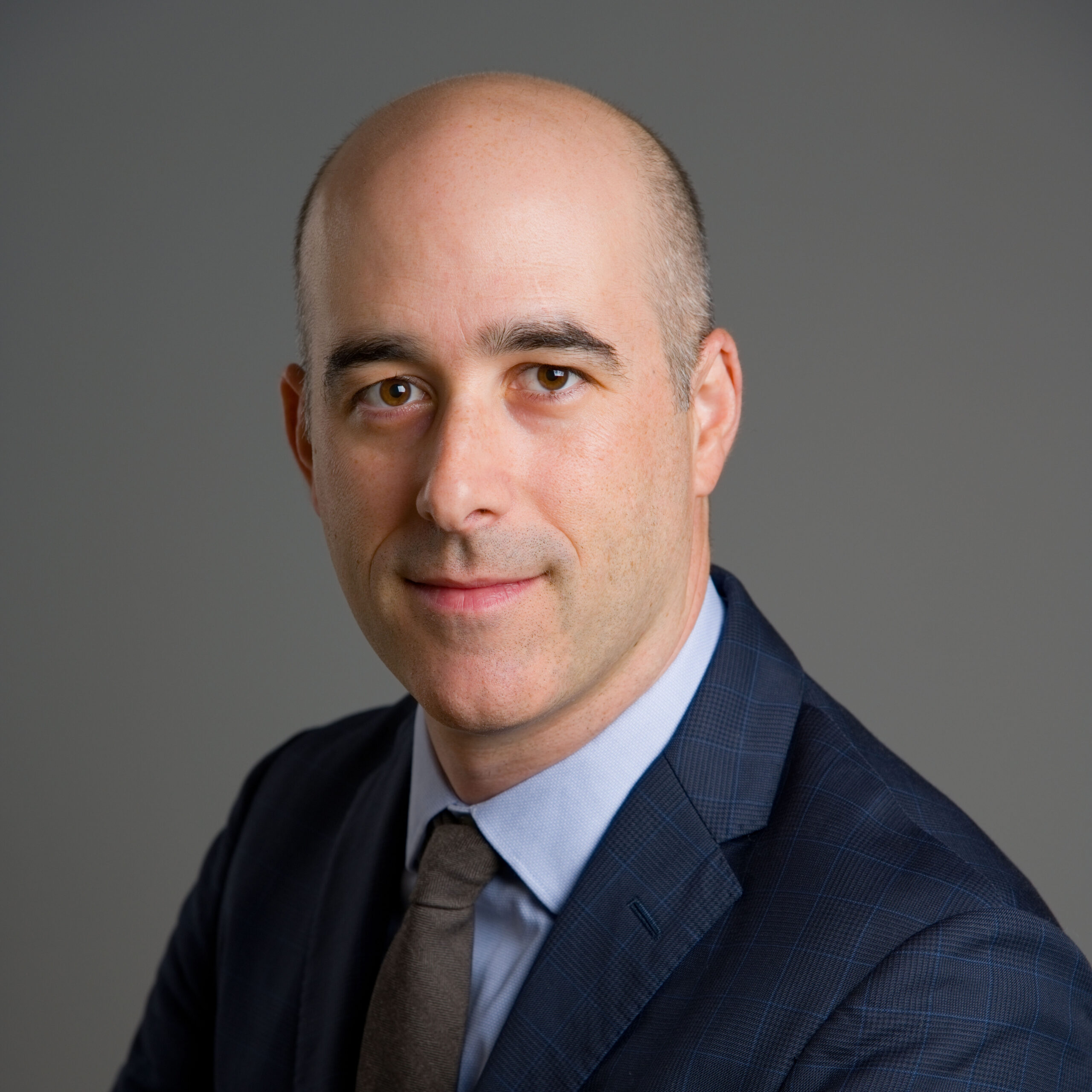 Greg Roth headshot